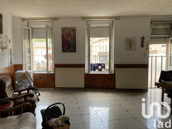 Maison 4 pièces de 112 m² à Monthermé (08800)