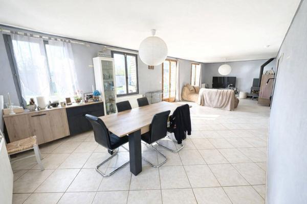 A VENDRE - Maison de 168 m² habitables à 2 km de CHAUMONT EN VEXIN - 5 chambres - 1He de terrain