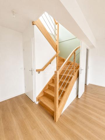 Appartement 3 pièce(s) Loyer 1 325 €/mois charges comprises **  - Référence  106771
