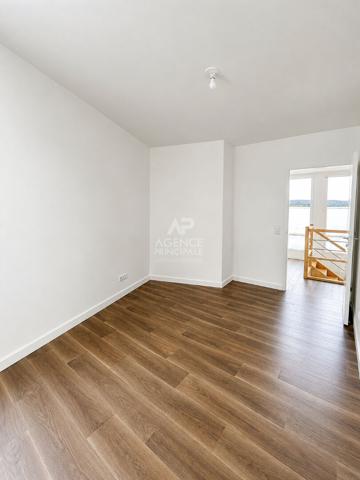 Appartement 3 pièce(s) Loyer 1 325 €/mois charges comprises **  - Référence  106771