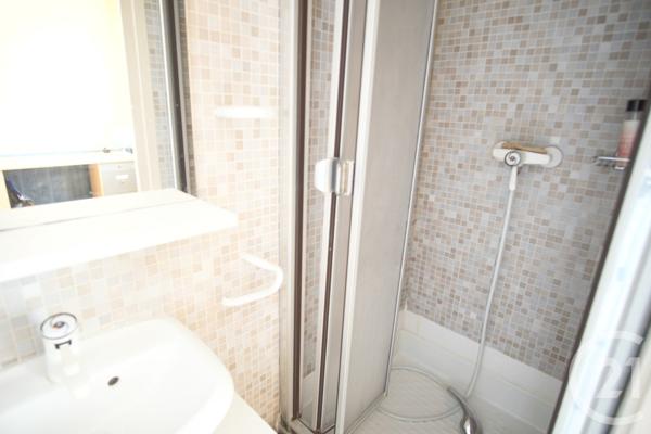 Appartement F4 à vendre  4 pièces - 109,78 m2 CHOISY LE ROI - 94