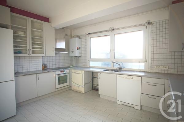 Appartement F4 à vendre  4 pièces - 109,78 m2 CHOISY LE ROI - 94