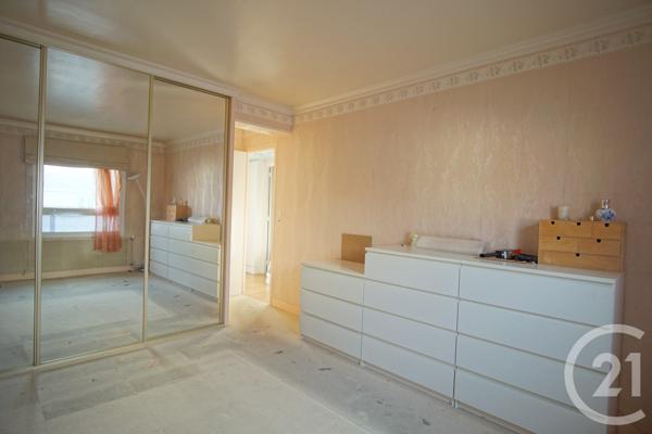 Appartement F4 à vendre  4 pièces - 109,78 m2 CHOISY LE ROI - 94