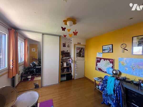 Maison T6 avec jardin - Assier