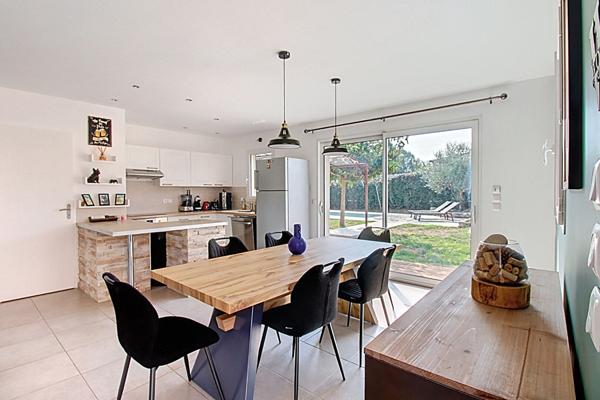 A VENDRE EN EXCLUSIVITÉ- Maison Vidauban 4 pièces 90 m²- Terrain 549 m²- Piscine