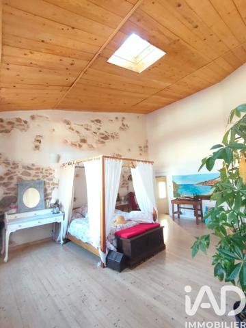 Maison à vendre 6 pièces 240 m² Rougiers