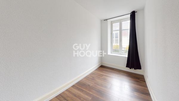 F4 idéalement placé! Rénové 2023!