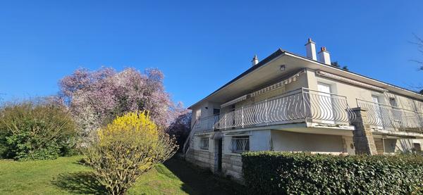 Maison avec garage 241 000 € H.A.I.*