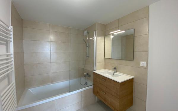 Appartement à louer    2 pièces • 50,77 m2 Ambilly