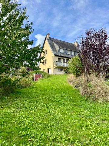 Maison à vendre 8 pièces CHATEAULIN (29)