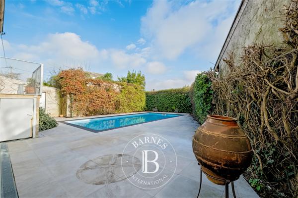 Bordeaux, Maison 5 Chambres -  330 m² à vendre
