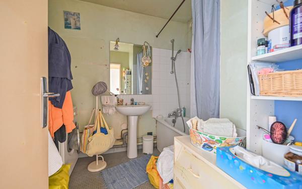 Appartement à vendre    3 pièces • 83,65 m2 Paris 20