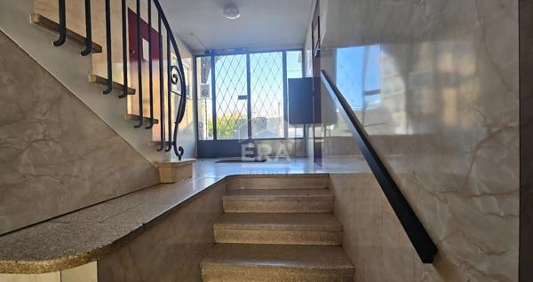 Perpignan "la Lunette" : Appartement 4 pièces meublé avec balcons, cave et garage à vendre.
