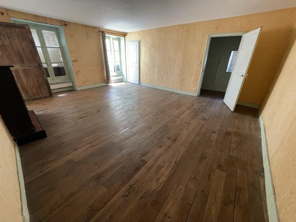 maison de ville 200 m² à rénover