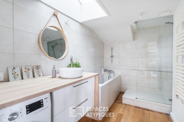 Appartement rénové et meublé avec extérieur et stationnements à Albigny sur Saône