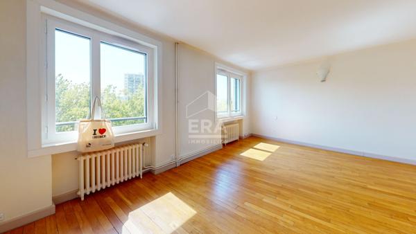 Appartement Paris 75019, 2/3 pièces de 53 m2 VUE CANAL