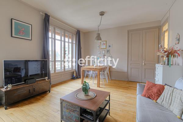 Appartement 3 pièces - 70 m² Exclusivité efficity