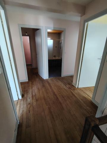 Maison à PICAUVILLE, 50360 - 9 pièces 147m²