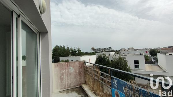 Location appartement 3 pièces 64 m² Saint-Gilles-Croix-de-Vie