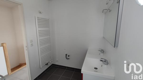 Location appartement 3 pièces 64 m² Saint-Gilles-Croix-de-Vie