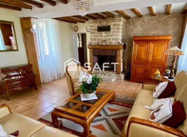 Maison de caractère avec espaces annexes indépendants