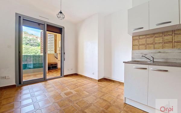 Appartement à louer    1 pièce •  Ajaccio