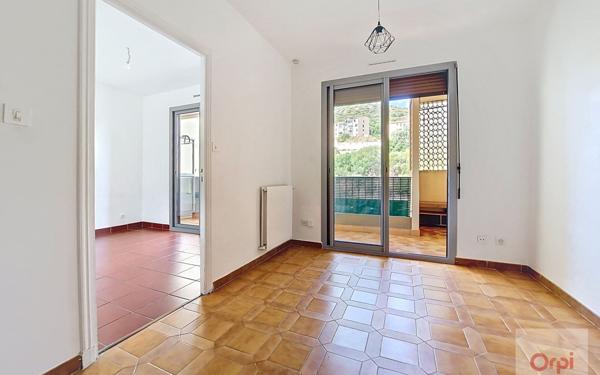 Appartement à louer    1 pièce •  Ajaccio