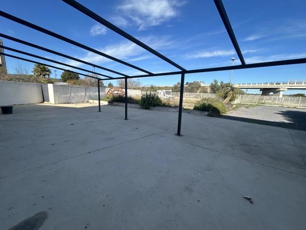 Vente                                                      Appartement
                        
                     3 pièces                      202 m2                     à Frontignan