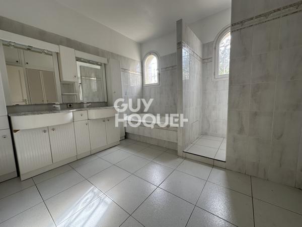 Maison Carcassonne 150 m², 3 chambres sur terrain de 601 m²