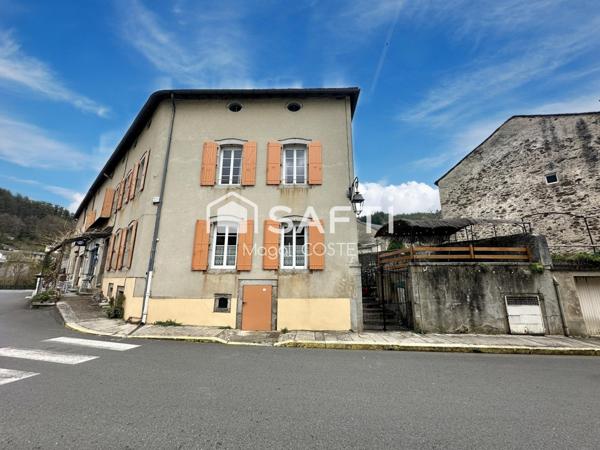 Cafe à Vabre avec habitation