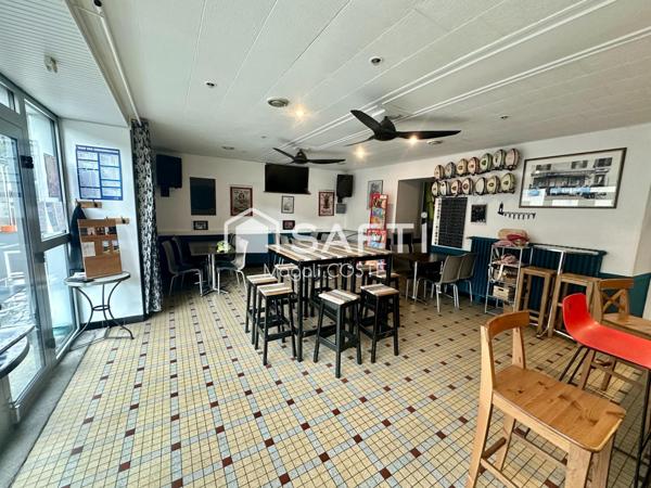 Cafe à Vabre avec habitation