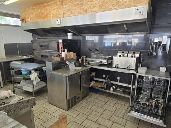 Vente                                                      Fonds de commerce
                        
                     1 pièces                      59 m2                     à Brassac-les-Mines