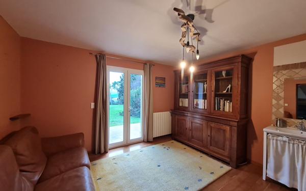 Maison à vendre    6 pièces •  Rochefort-du-Gard