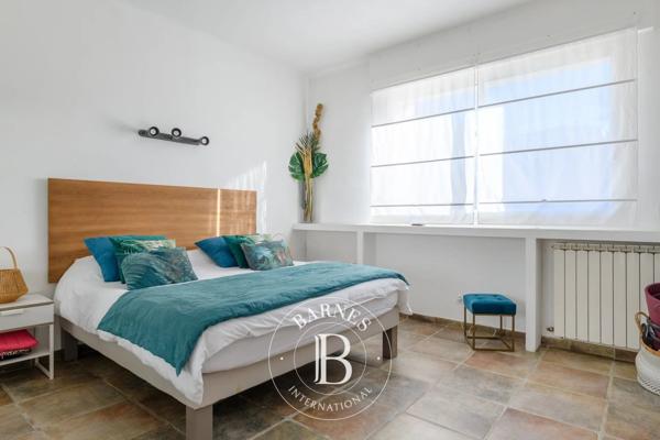 Marseille 9ème, Maison 5 Chambres -  224 m² à vendre