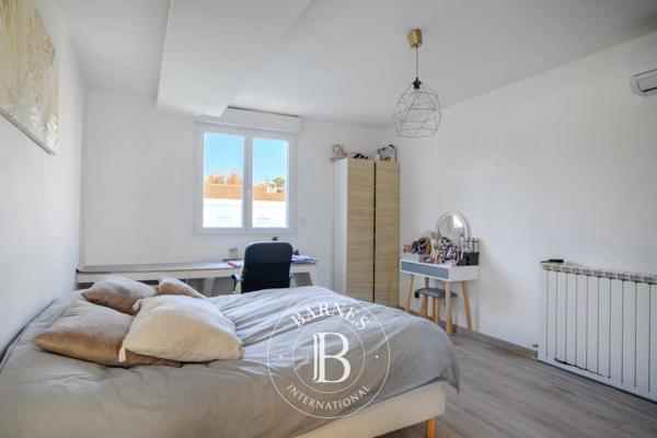 Marseille 9ème, Maison 5 Chambres -  224 m² à vendre