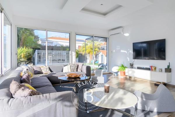 Marseille 9ème, Maison 5 Chambres -  224 m² à vendre