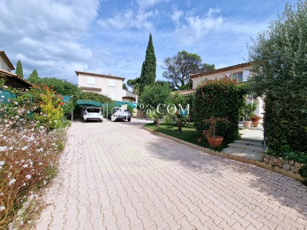 Villa 5 pièce(s) 3 chambre(s) 113 m²