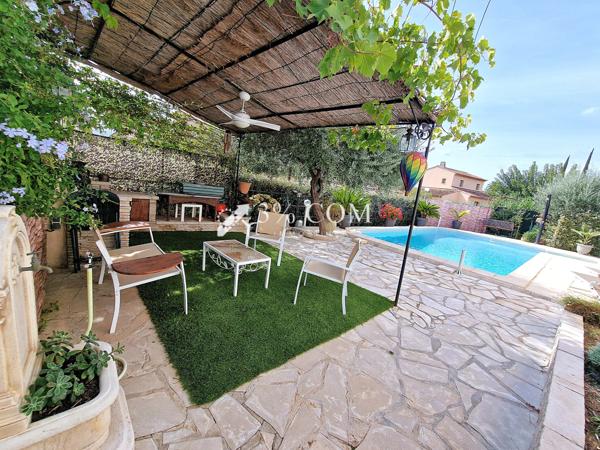 Villa 5 pièce(s) 3 chambre(s) 113 m²