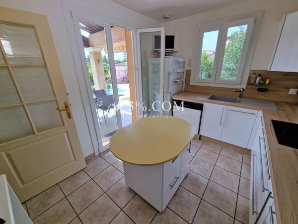 Villa 5 pièce(s) 3 chambre(s) 113 m²