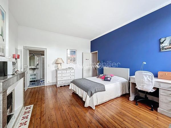 Maison ancienne de 244 m²