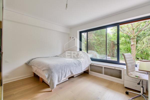 Maison Sevres 10 pièce(s) 235 m2