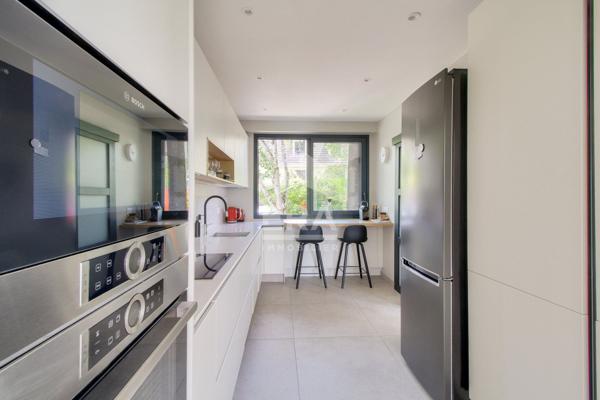 Maison Sevres 10 pièce(s) 235 m2