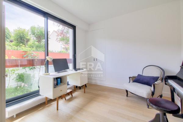 Maison Sevres 10 pièce(s) 235 m2