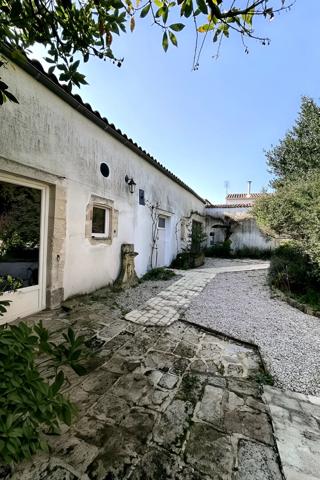 Bâti existant sur terrain de 330m2, Puilboreau 17138