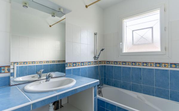 Maison à louer    4 pièces •  Biscarrosse