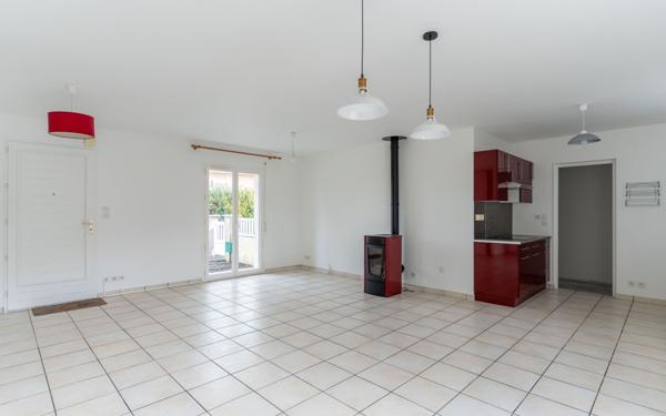 Maison à louer    4 pièces •  Biscarrosse