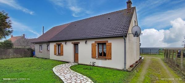 Grand pavillon avec 4 chambres et véranda lumineuse de 25m2, extension avec double garage.