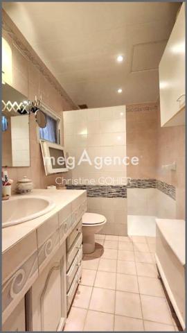 Maison à SAINTES, 17100 - 3 pièces 73m²