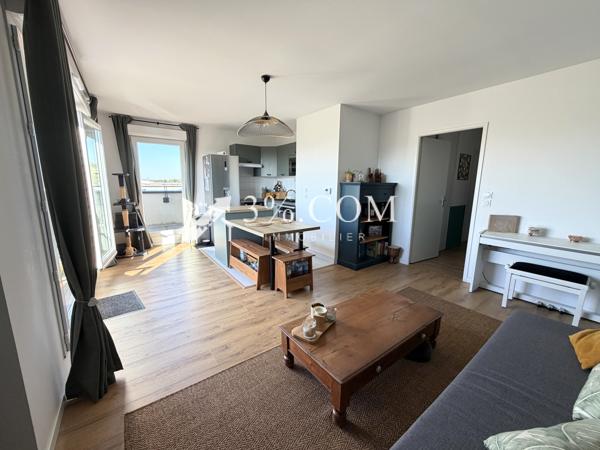 Appartement
                                                                                                                                                                                                                                                                                                                        3 pièce(s)                                                                                                                                                                                                          2 chambre(s)                                                                                                                                                                                                          62.19  m²