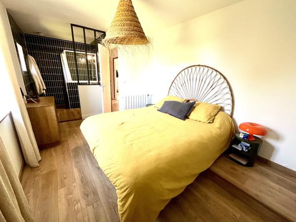 Carcassonne: Maison entièrement rénovée avec jardin et piscine